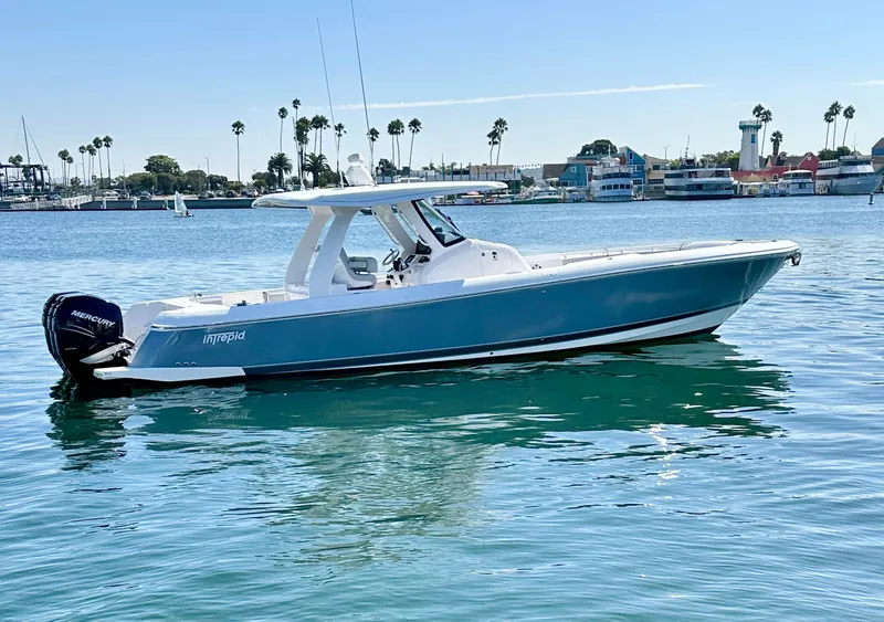 The Image of Intrepid 375 NOMAD 2021 - 0