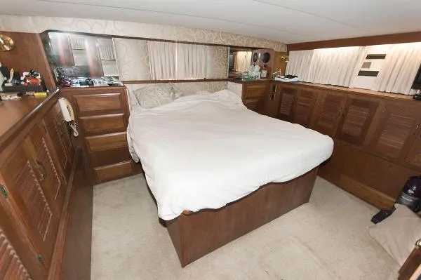 Slide: The Image of Viking 48 Motor Yacht 1987 - 10