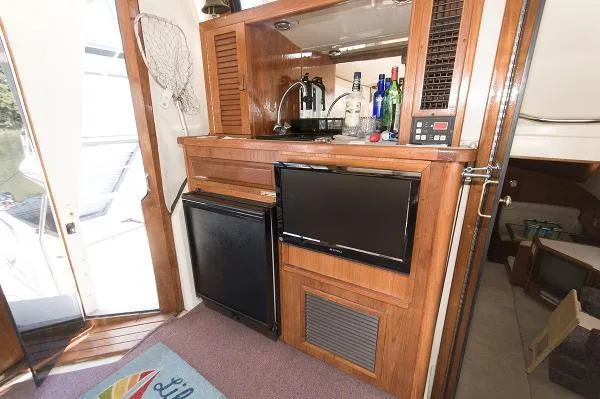 Slide: The Image of Viking 48 Motor Yacht 1987 - 3