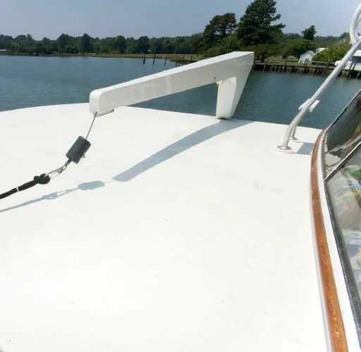 Slide: The Image of Bertram 68 Custom Cockpit MY VA 1985 - 10