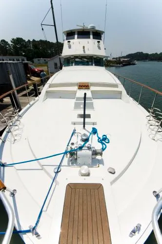 Slide: The Image of Bertram 68 Custom Cockpit MY VA 1985 - 9