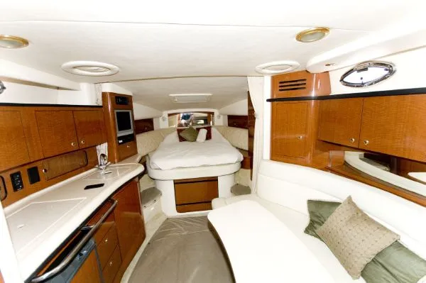 Slide: The Image of Sea Ray 320 Sundancer (VA) 2004 - 9