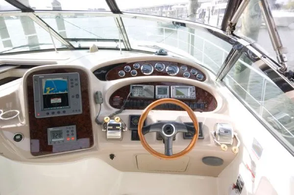 Slide: The Image of Sea Ray 380 Sundancer (MD) 2002 - 11