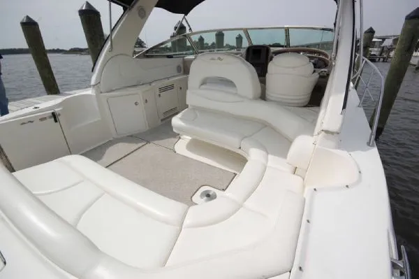 Slide: The Image of Sea Ray 380 Sundancer (MD) 2002 - 3