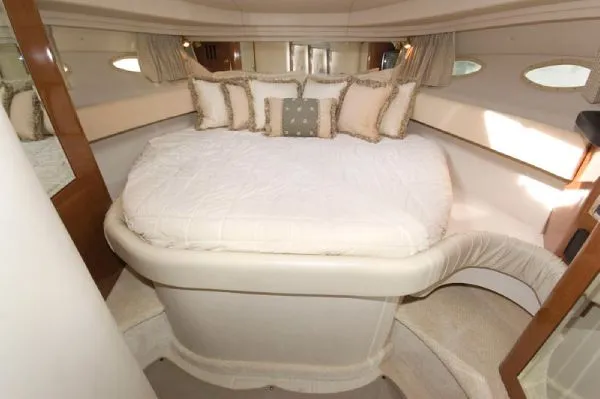 Slide: The Image of Sea Ray 380 Sundancer (MD) 2002 - 7
