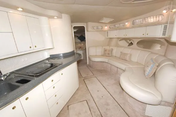 Slide: The Image of Sea Ray 40 Sundancer (MD) 1997 - 2