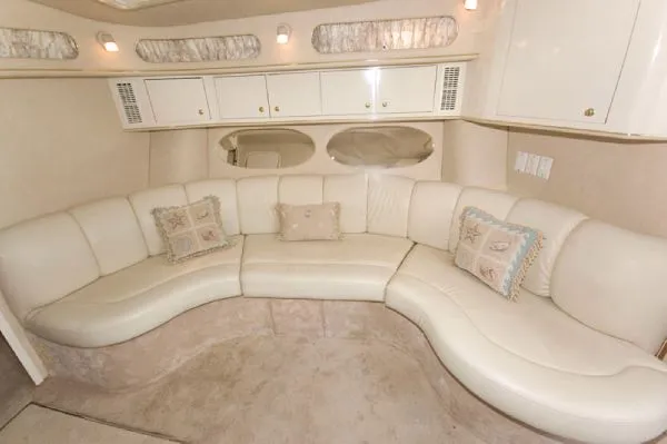 Slide: The Image of Sea Ray 40 Sundancer (MD) 1997 - 3