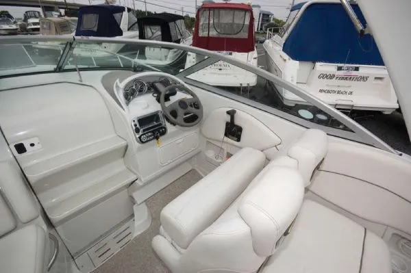 Slide: The Image of Crownline Boats 270 CR 2004 - 11