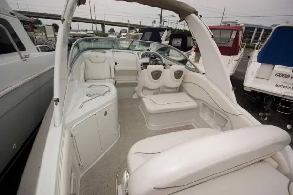Slide: The Image of Crownline Boats 270 CR 2004 - 9
