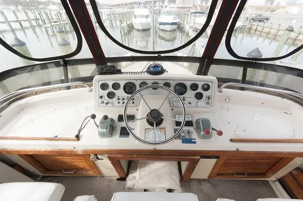 Slide: The Image of Silverton 40 Aft Cabin 1985 - 5