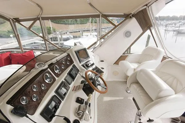 Slide: The Image of Sea Ray 480 Sedan Bridge 1998 - 3