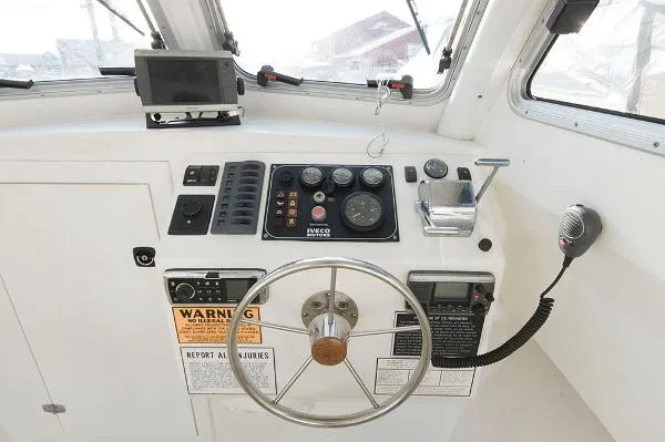 Slide: The Image of Roe's Marine 26 Custom Built Deadrise 2013 - 4