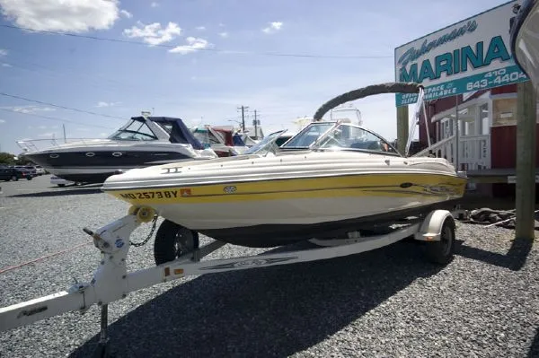 Slide: The Image of Sea Ray 180 Bow Rider 2004 - 1