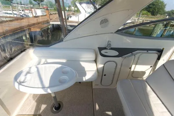 Slide: The Image of Maxum 3300 Express Cruiser MD 2001 - 6