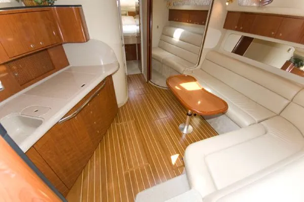 Slide: The Image of Sea Ray 410 Express (MD) 2003 - 4