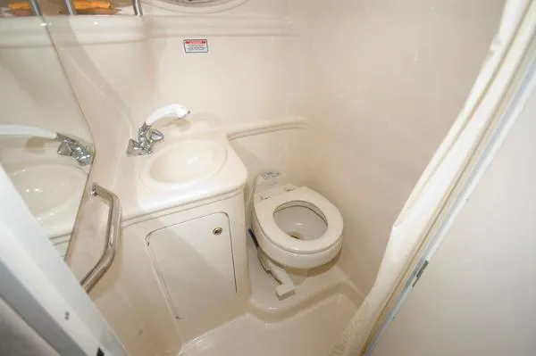 Slide: The Image of Sea Ray 260 Sundancer MD 2003 - 11
