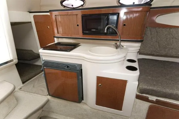 Slide: The Image of Sea Ray 260 Sundancer MD 2003 - 9