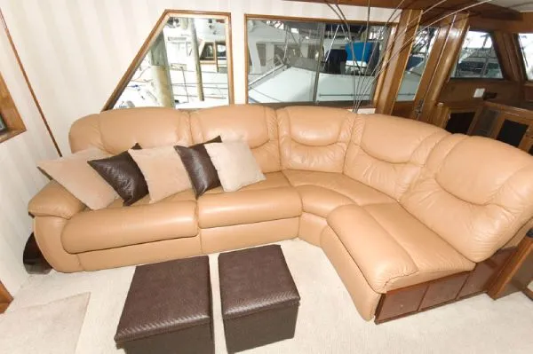 Slide: The Image of Hatteras 53 Motor Yacht 1979 - 4