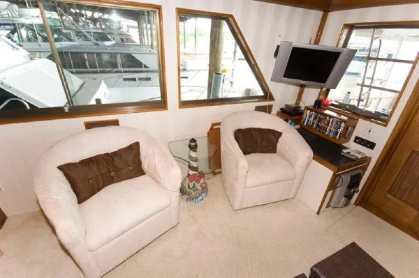 Slide: The Image of Hatteras 53 Motor Yacht 1979 - 5