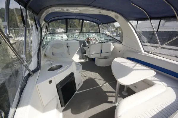 Slide: The Image of Bayliner 325 2006 - 2