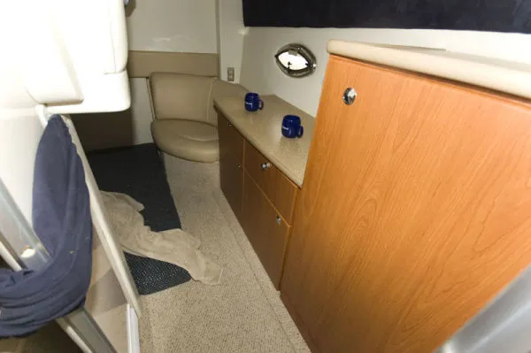 Slide: The Image of Bayliner 325 2006 - 6