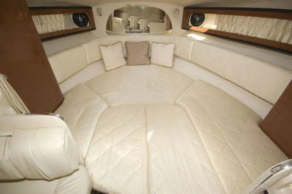 Slide: The Image of Sea Ray 280 Sundancer 2004 - 6