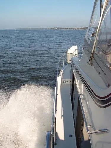 Slide: The Image of Blue Water Bluewater 553 Yacht 1991 - 7