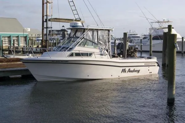Slide: The Image of Grady-White 272 Sailfish 1999 - 0