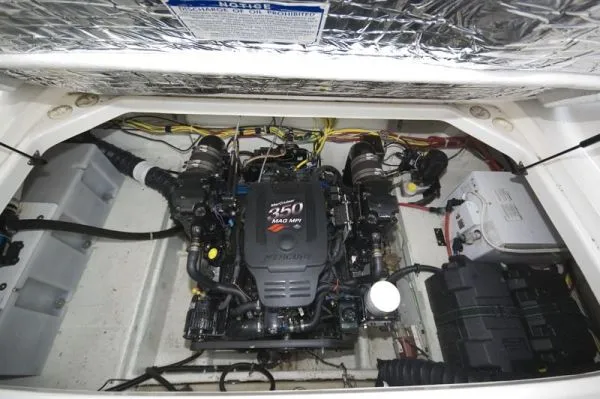 Slide: The Image of Bayliner 285 2004 - 10