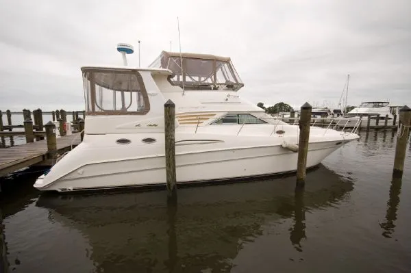 Slide: The Image of Sea Ray 420 Aft Cabin MD 1997 - 0