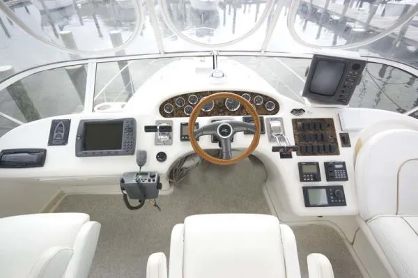 Slide: The Image of Sea Ray 420 Aft Cabin MD 1997 - 10