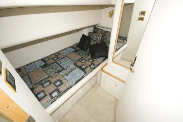 Slide: The Image of Sea Ray 420 Aft Cabin MD 1997 - 8