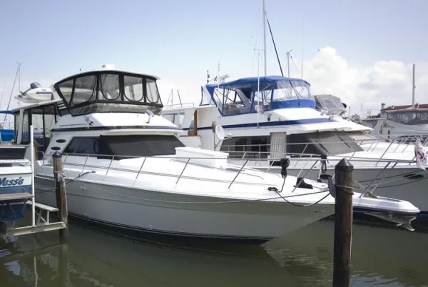 Slide: The Image of Sea Ray 440 Aft Cabin Motoryacht 1990 - 1