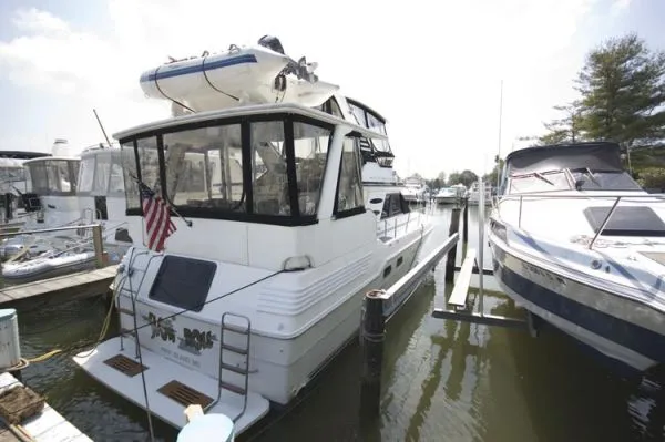 Slide: The Image of Sea Ray 440 Aft Cabin Motoryacht 1990 - 2