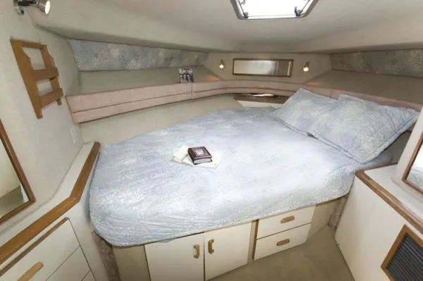Slide: The Image of Sea Ray 440 Aft Cabin Motoryacht 1990 - 7