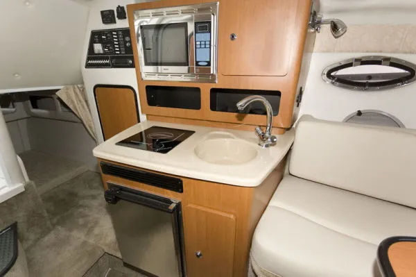 Slide: The Image of Crownline Boats 250 w/ Trailer 2008 - 3