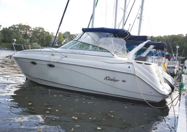 Slide: The Image of Rinker 270 Fiesta Vee 2000 - 2