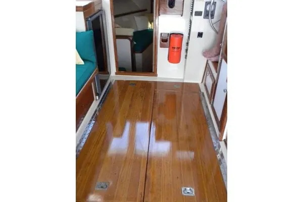 Slide: The Image of Blue Seas Chesapeake Explorer Trawler LA 1986 - 7