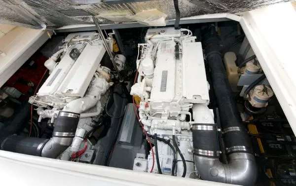 Slide: The Image of Sea Ray 400 Sundancer (Diesel) 1997 - 11