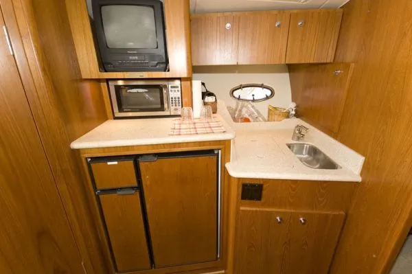 Slide: The Image of Tiara 3500 Open MD 2002 - 6