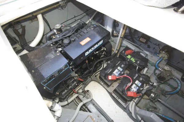 Slide: The Image of Sea Ray 345 Sedan Bridge 1989 - 11