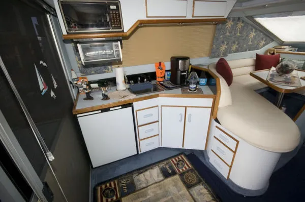 Slide: The Image of Sea Ray 345 Sedan Bridge 1989 - 8