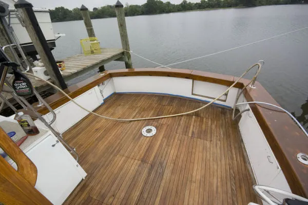 Slide: The Image of Ocean Yachts 42 Super Sport - 1 1980 - 9