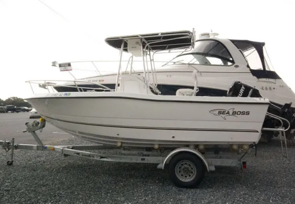 Slide: The Image of Sea Boss 21 Center Console 2008 - 0