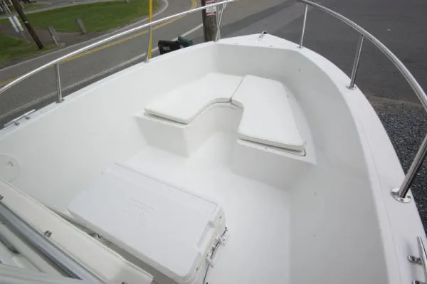 Slide: The Image of Sea Boss 21 Center Console 2008 - 4