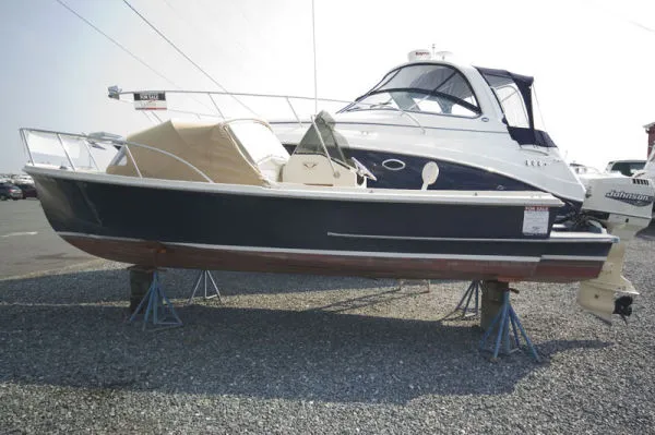 Slide: The Image of Padebco 23.6 Center Console 2000 - 0