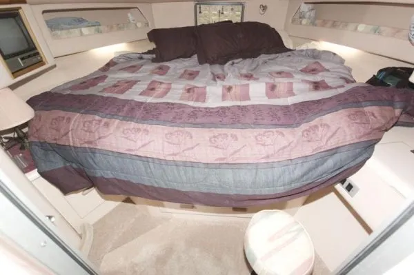 Slide: The Image of Sea Ray 345 Sedan Bridge 1988 - 6