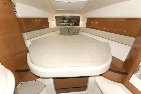 Slide: The Image of Sea Ray 340 Sundancer 2003 - 3