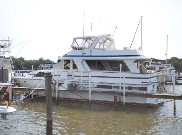 Slide: The Image of Jefferson 52 Marquessa Extended Deckhouse MY 1989 - 3