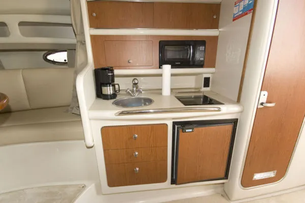Slide: The Image of Chaparral 29 Signature 2004 - 4